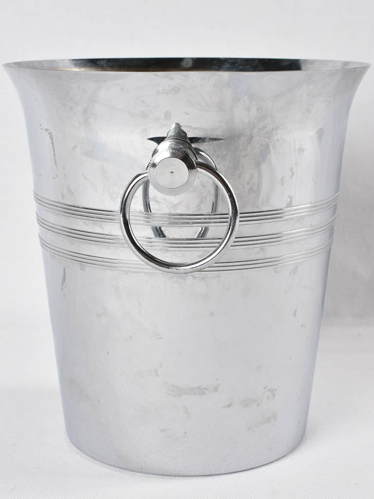 Charming unbranded champagne ice bucket vintage