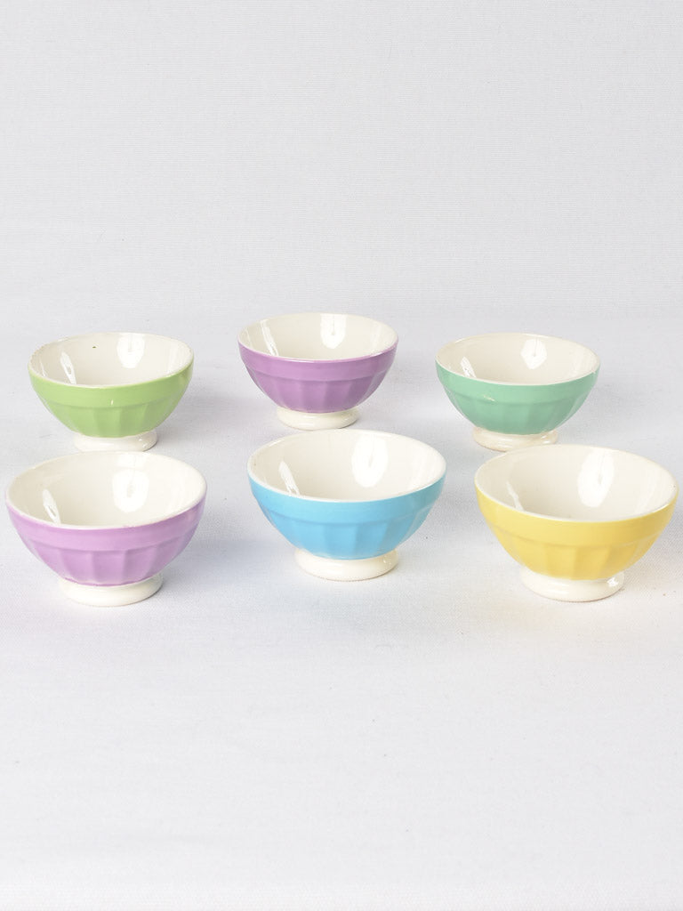 Vibrant 1940s Sarreguemines Digoin dessert bowls