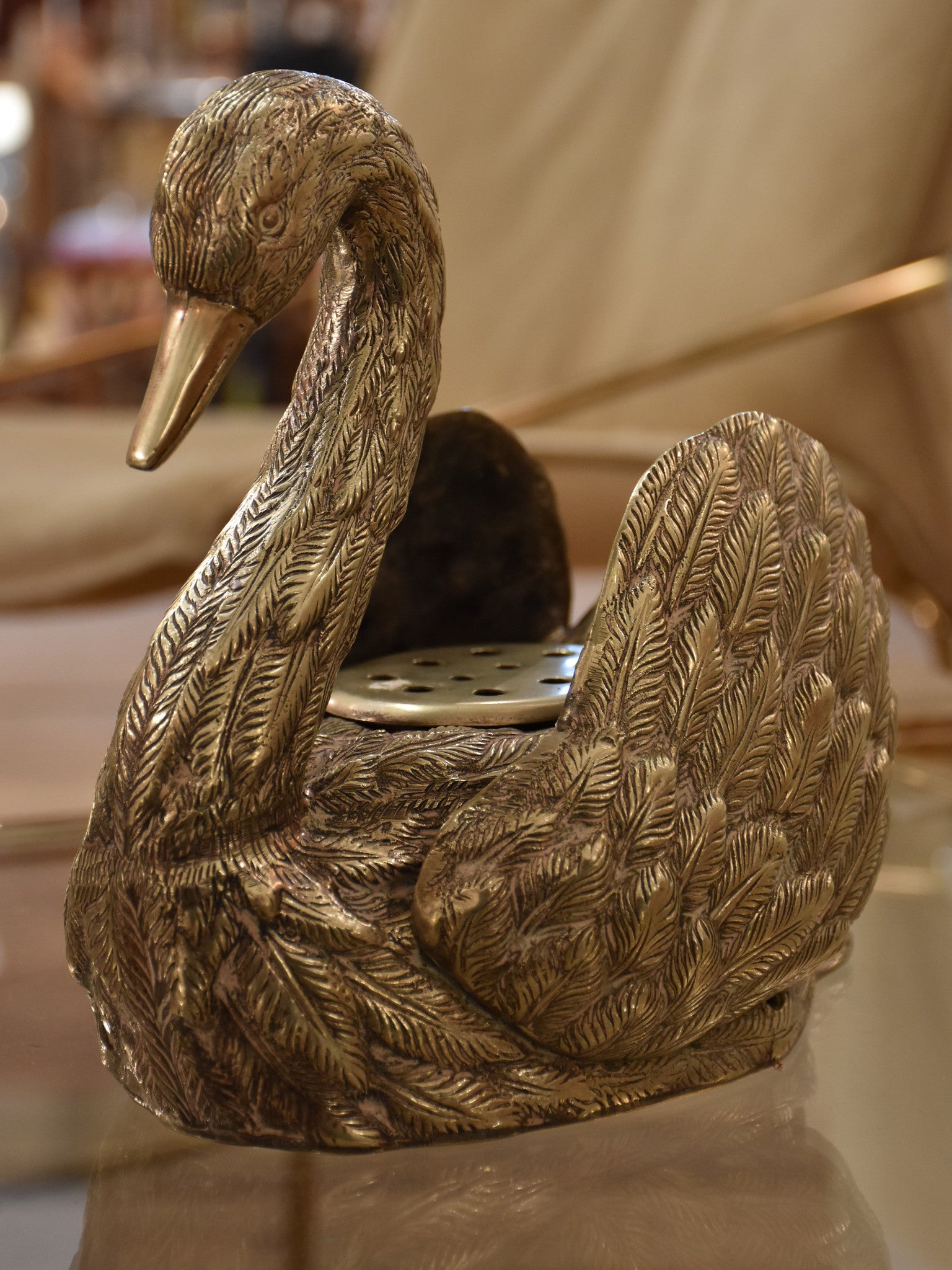 Alpaca Spanish swan vase / container