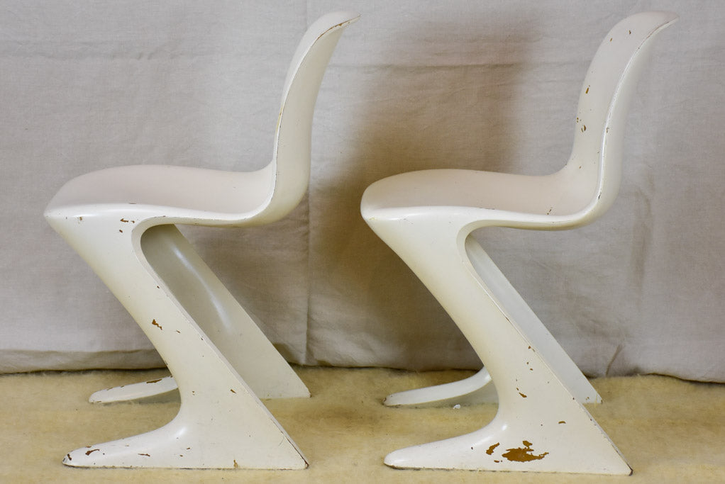 Set of six red and white vintage dining chairs - 1970's