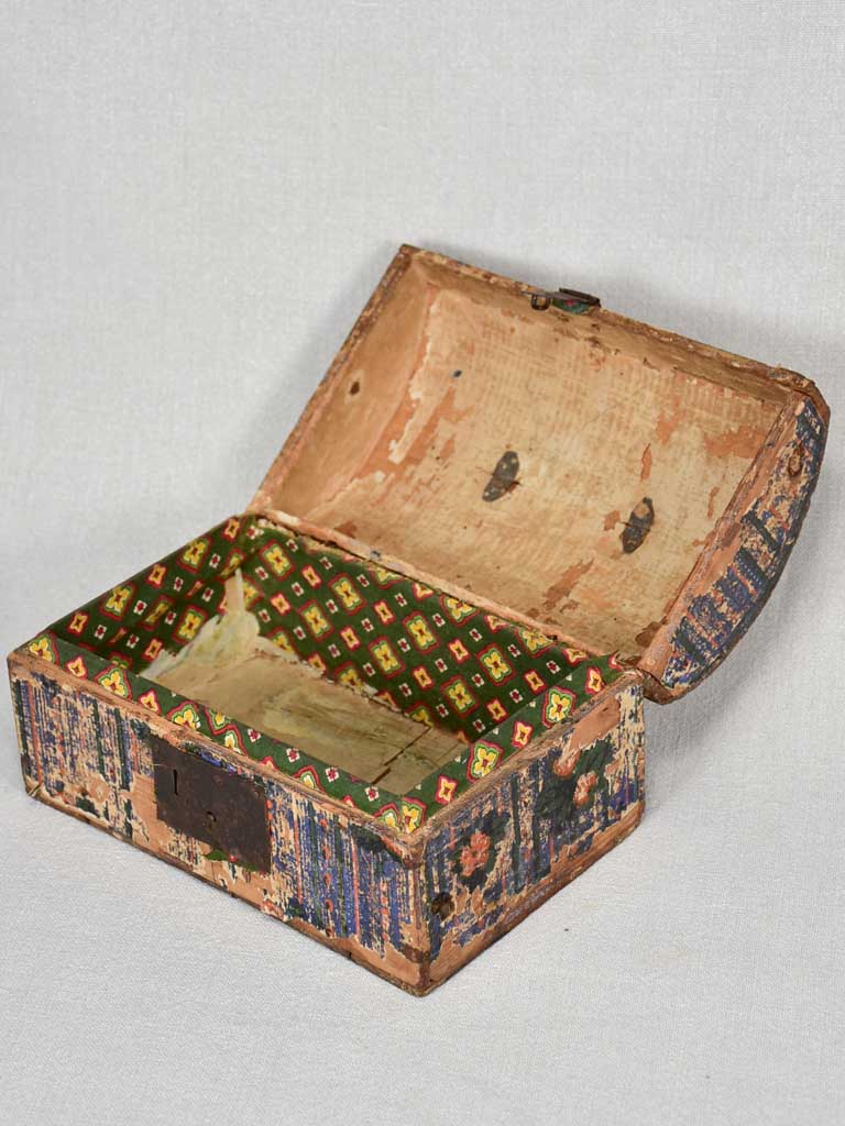 Petite 18th-century French jewelry box