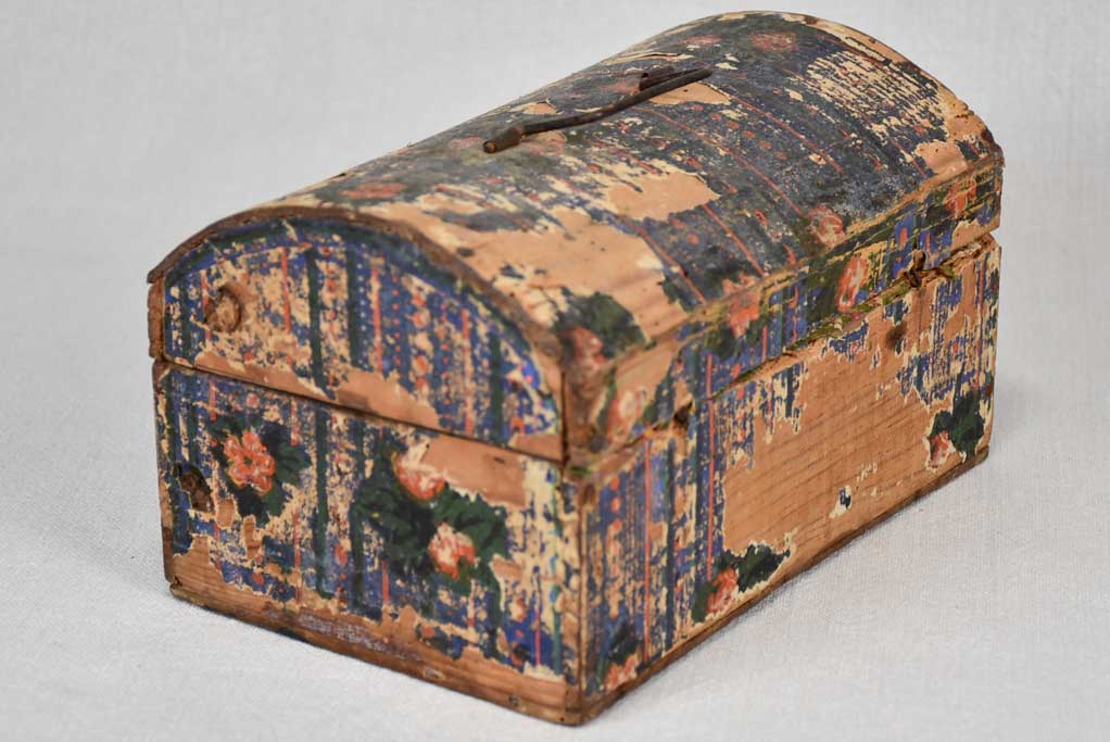 Petite 18th-century French jewelry box