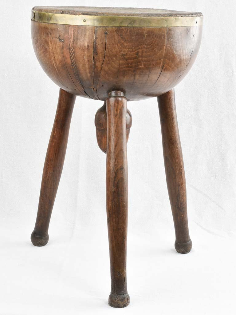 Nineteenth-century acorn-engraved billot table