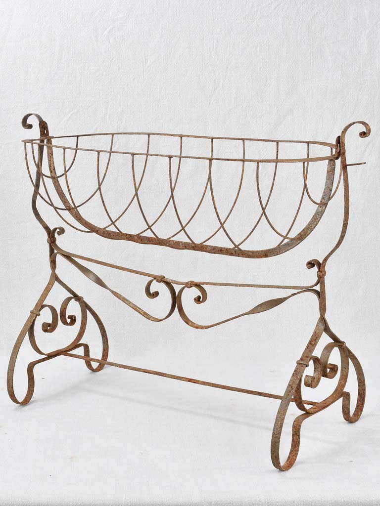 Antique doll's cradle 29½"