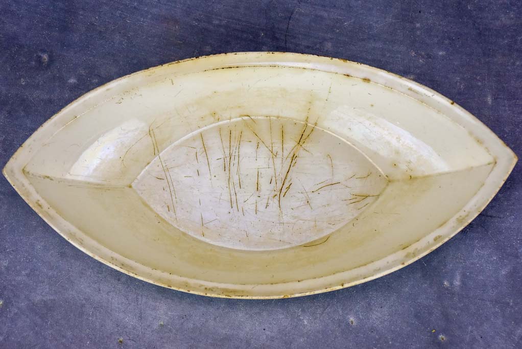 18th Century Creil presentation dish - boat shaped