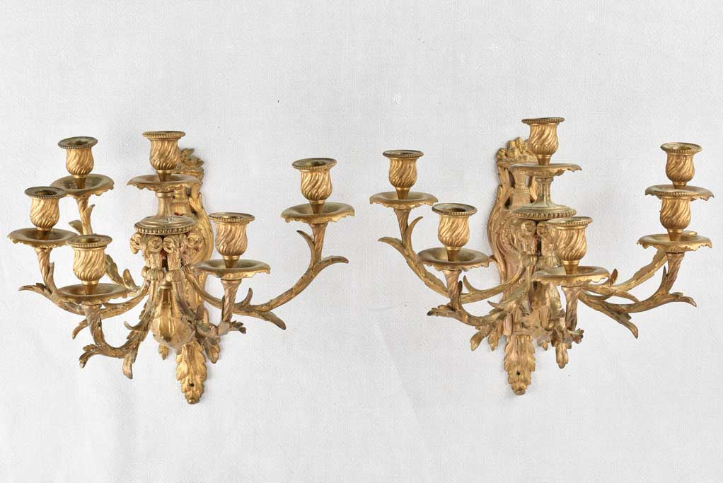 Durable antique Louis XVI home accents