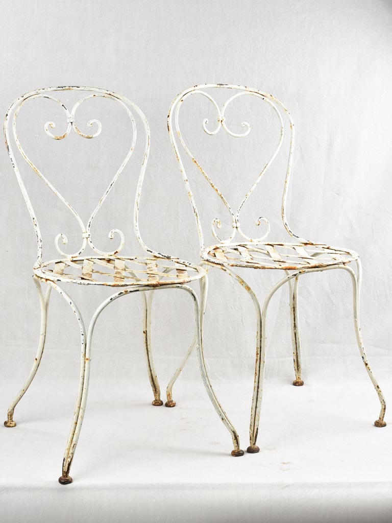 Lattice garden chairs - heart back