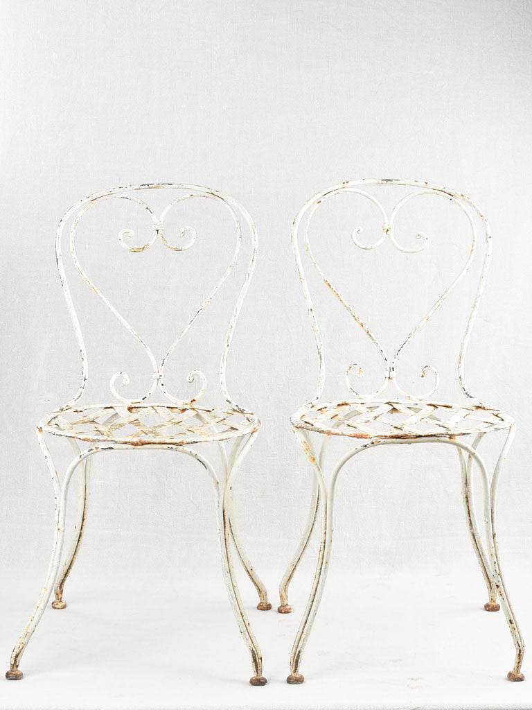 Lattice garden chairs - heart back