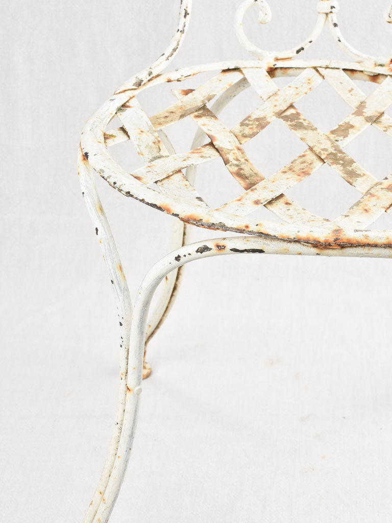 Lattice garden chairs - heart back