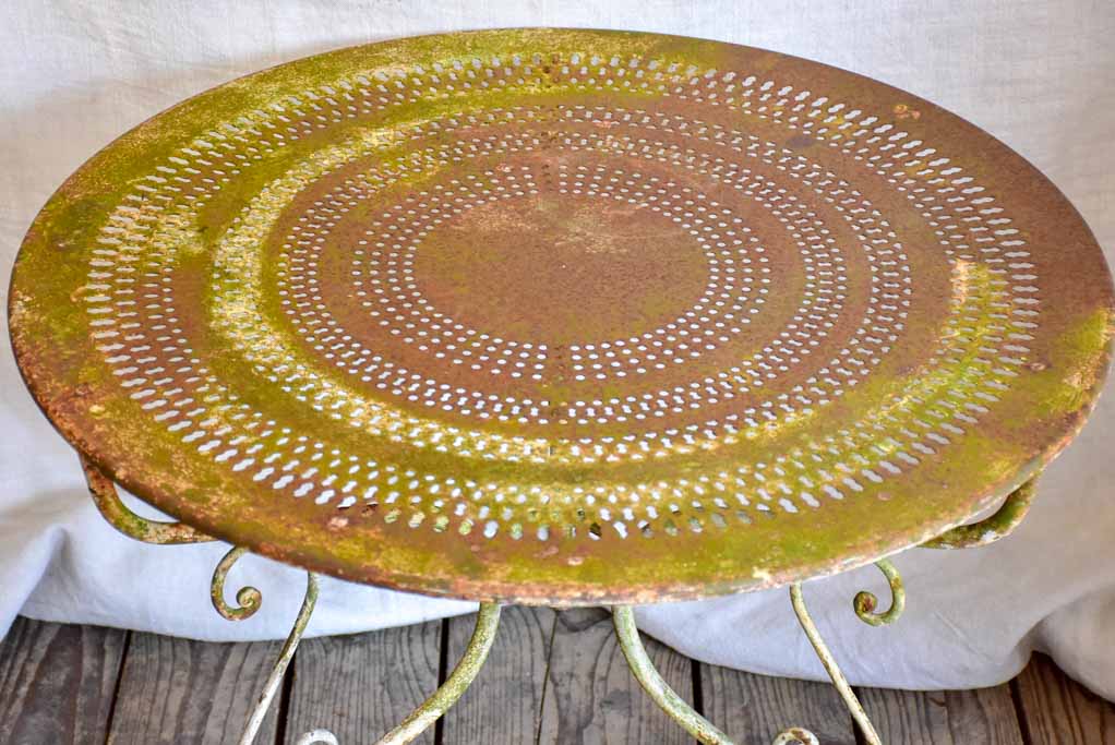 Low antique French garden table / coffee table / children's garden table 27¼"