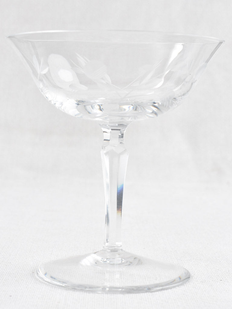 Set of 9 engraved crystal champagne coupes - 1900s