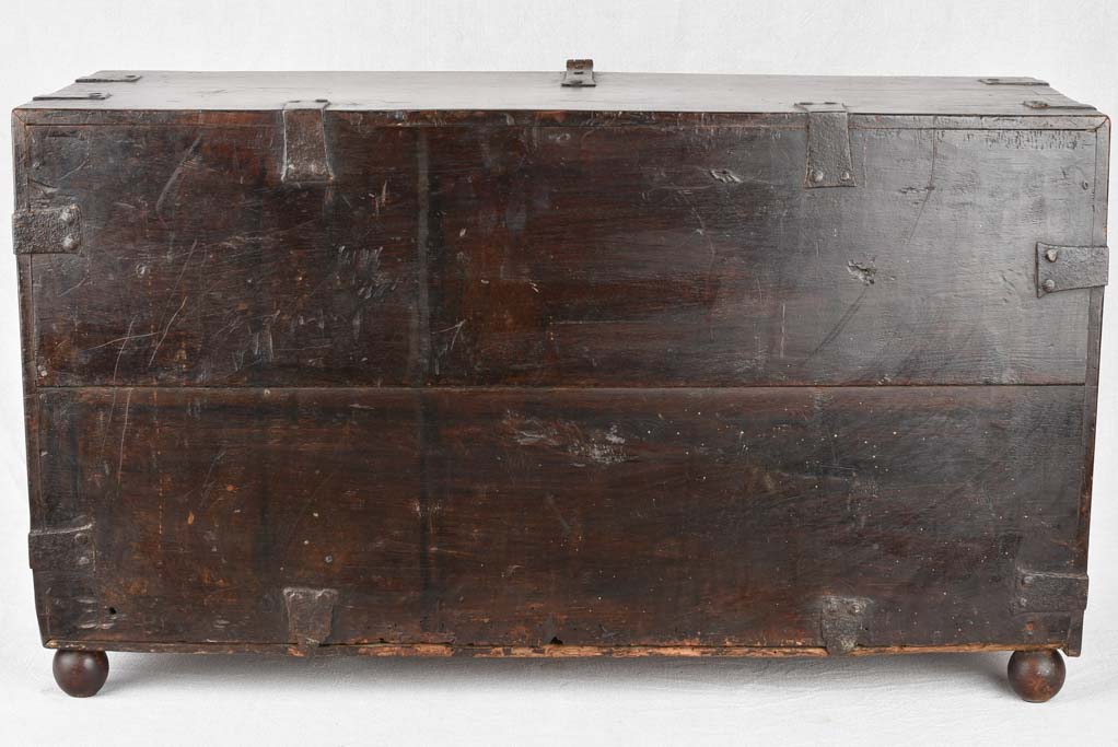 Voyage trunk w/ drawers, 17th-century, 33¾"