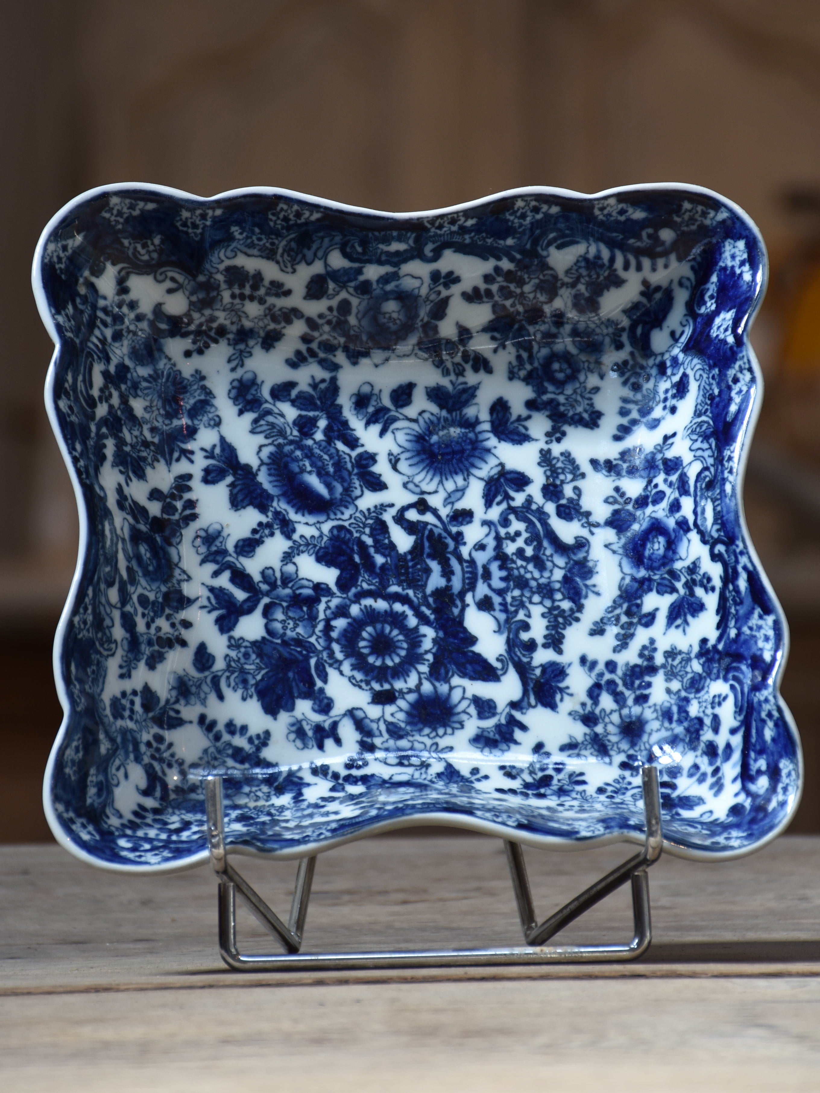 Antique square blue and white bowl – Chinese