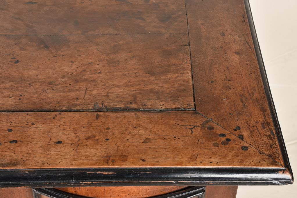 Louis XIV desk - Mazarin, 17th century 26 x 47¼""