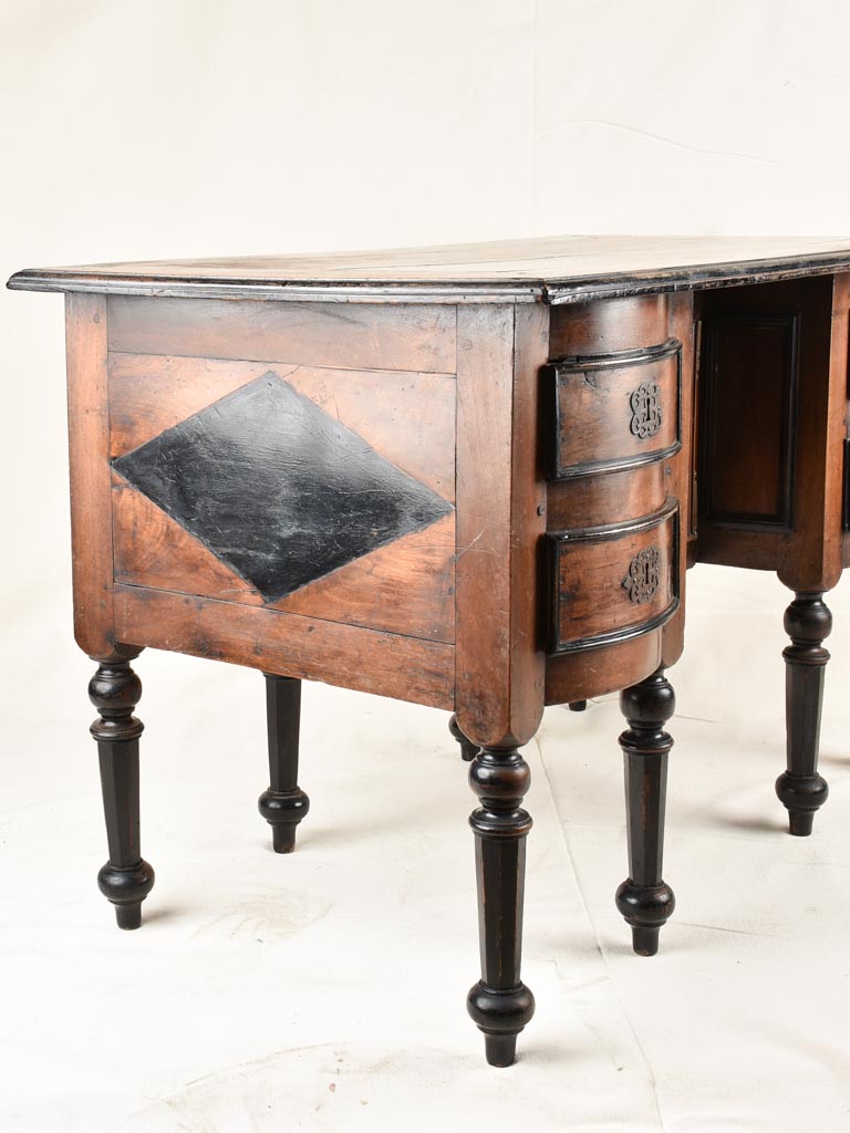 Louis XIV desk - Mazarin, 17th century 26 x 47¼""