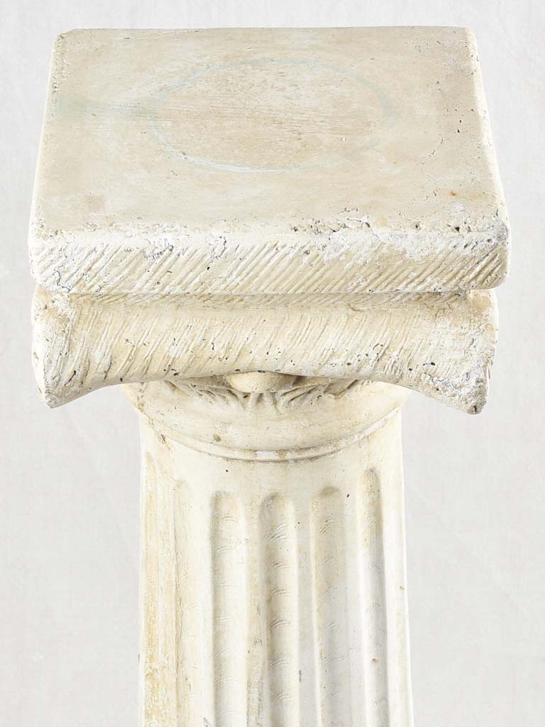 Sturdy reconstituted stone vintage pedestal