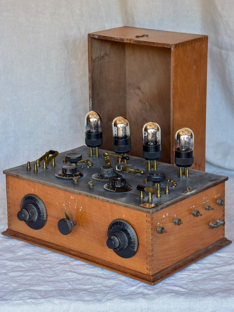 Antique French sea and air radio