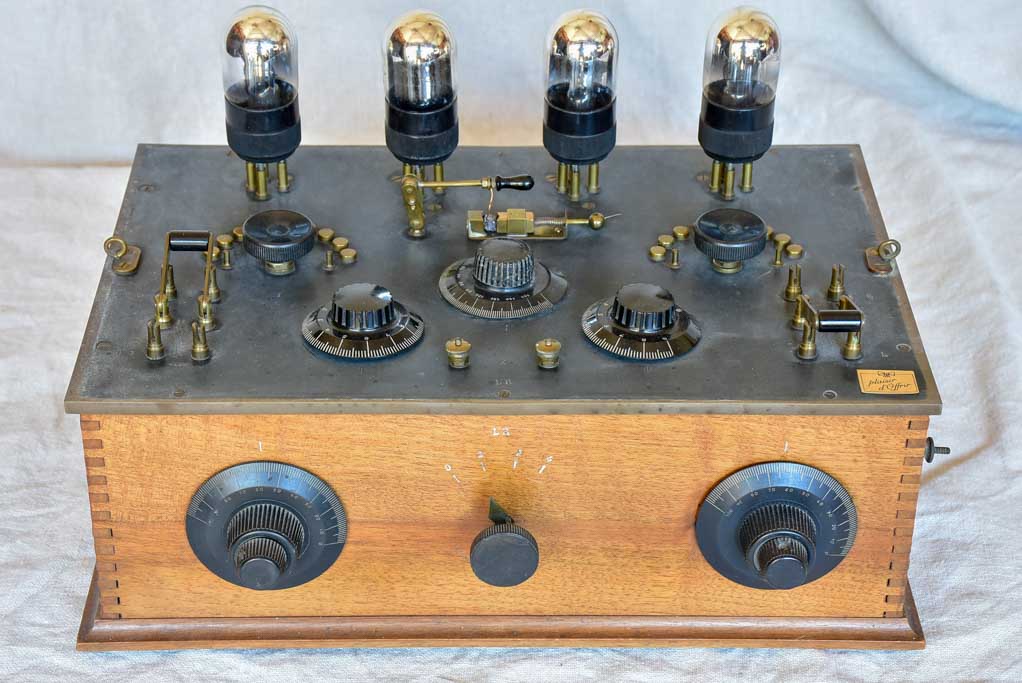 Antique French sea and air radio