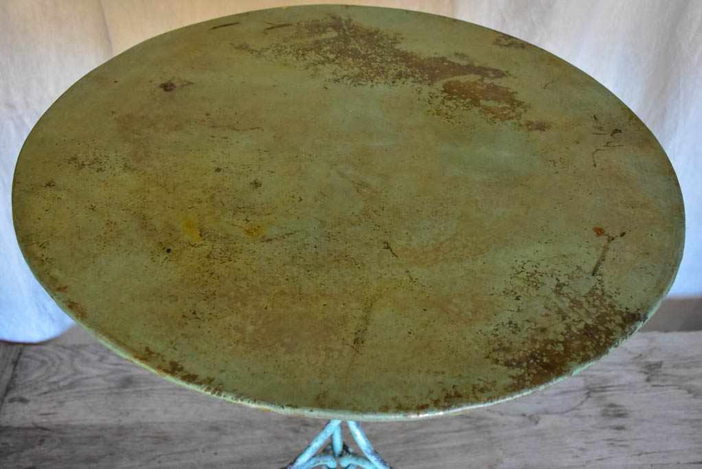 Late 19th Century French garden table with twisted metal base - aqua blue