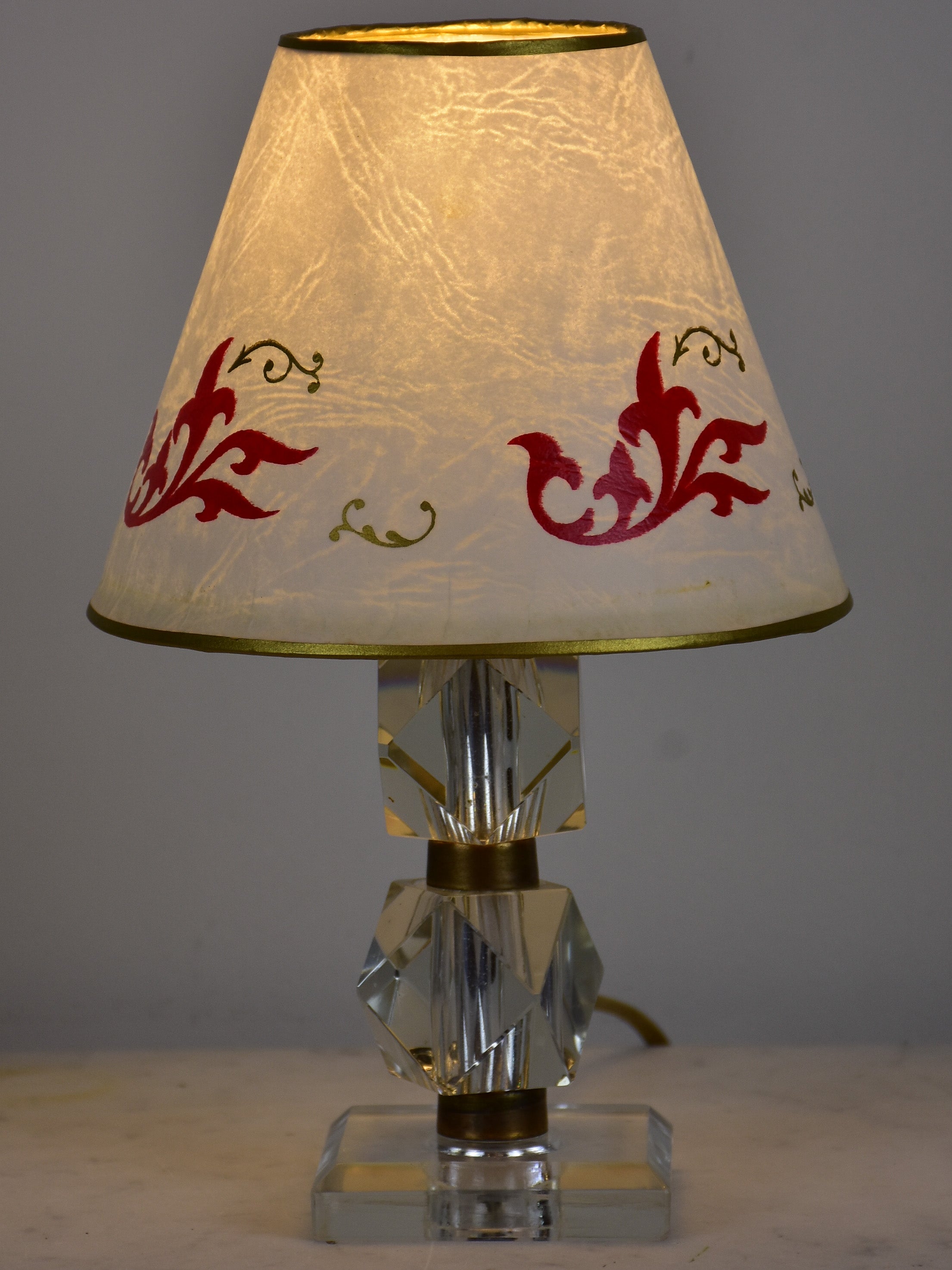 Pair of miniature mid-century table lamps with glass base