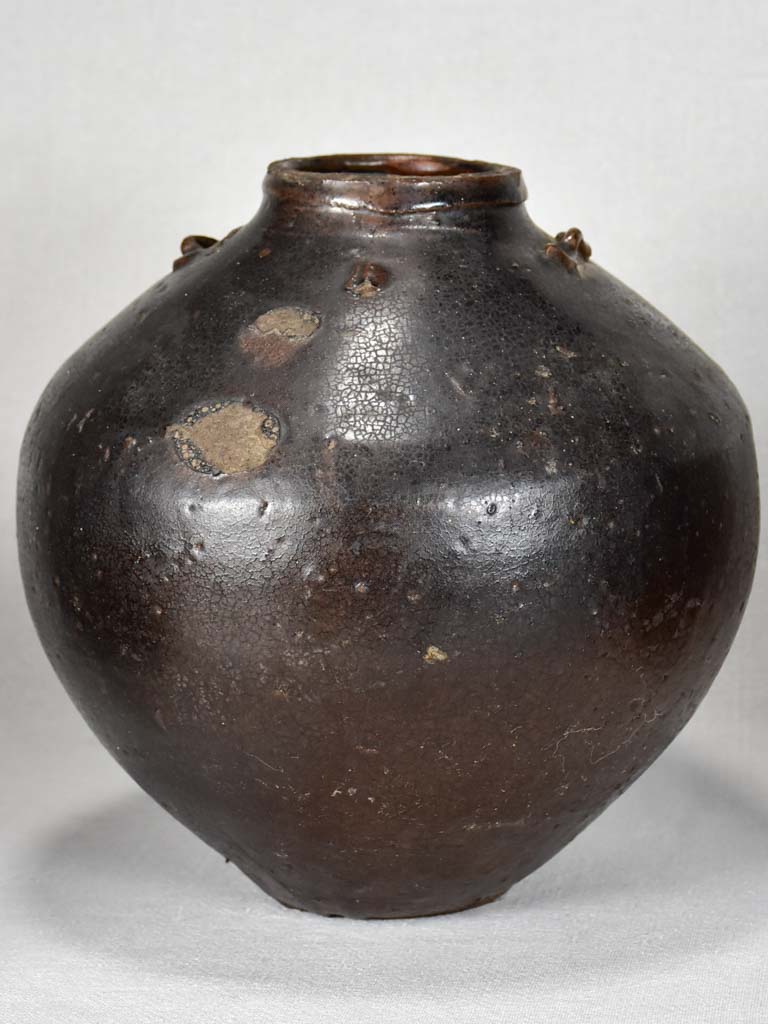 Three 17th-century Indonesian ceramic refuse