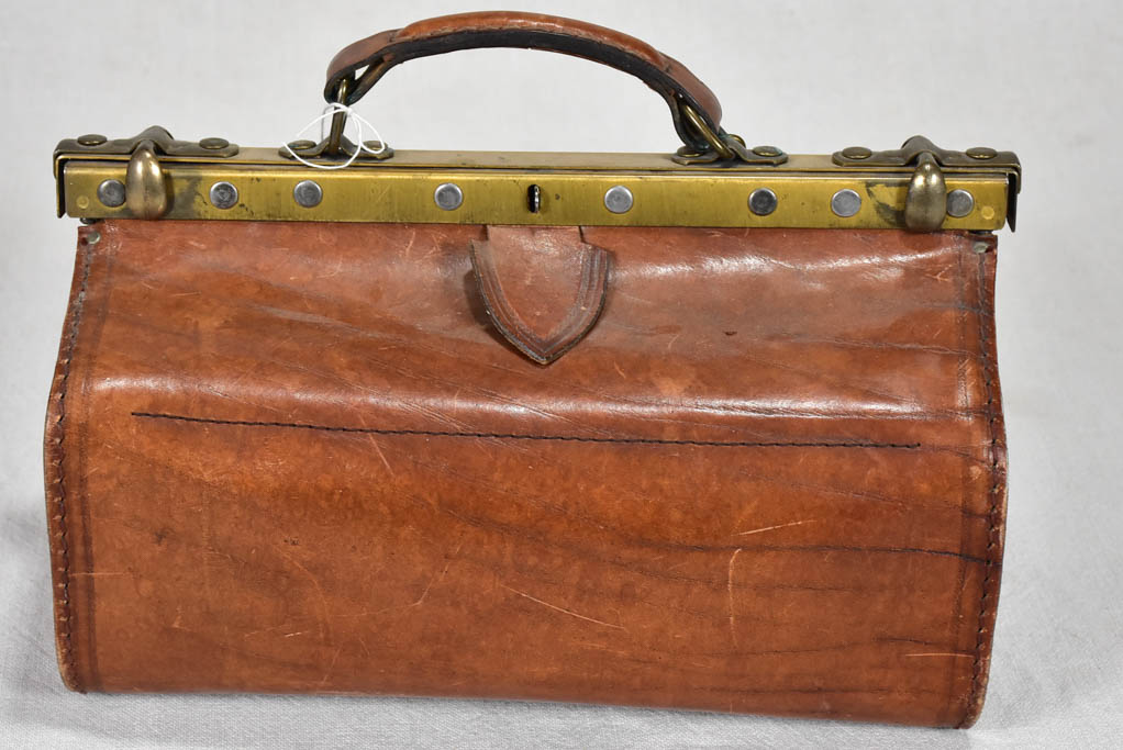 Late 19th century French leather doctor's bag