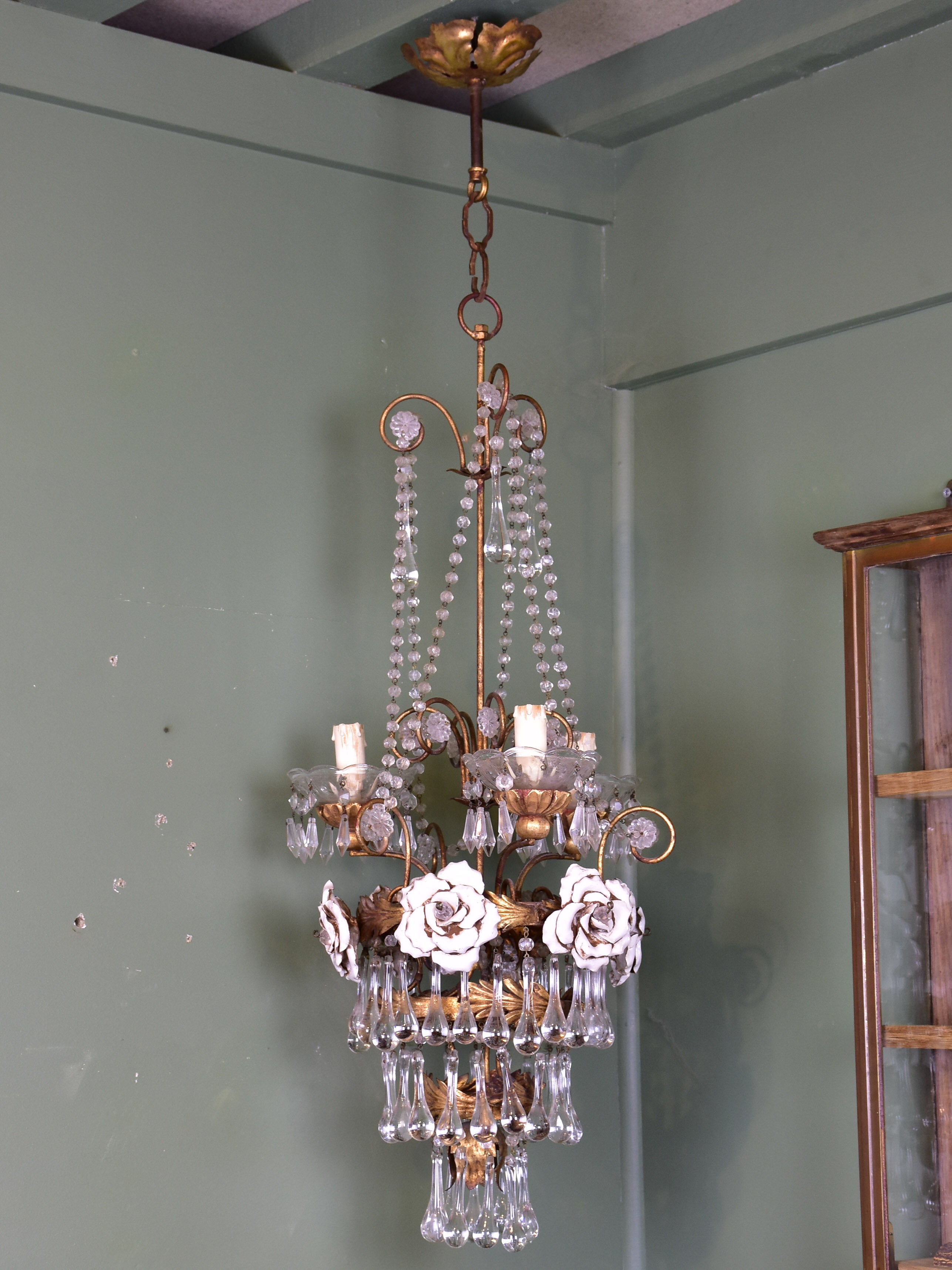 Italian chandelier with roses from the 1950's