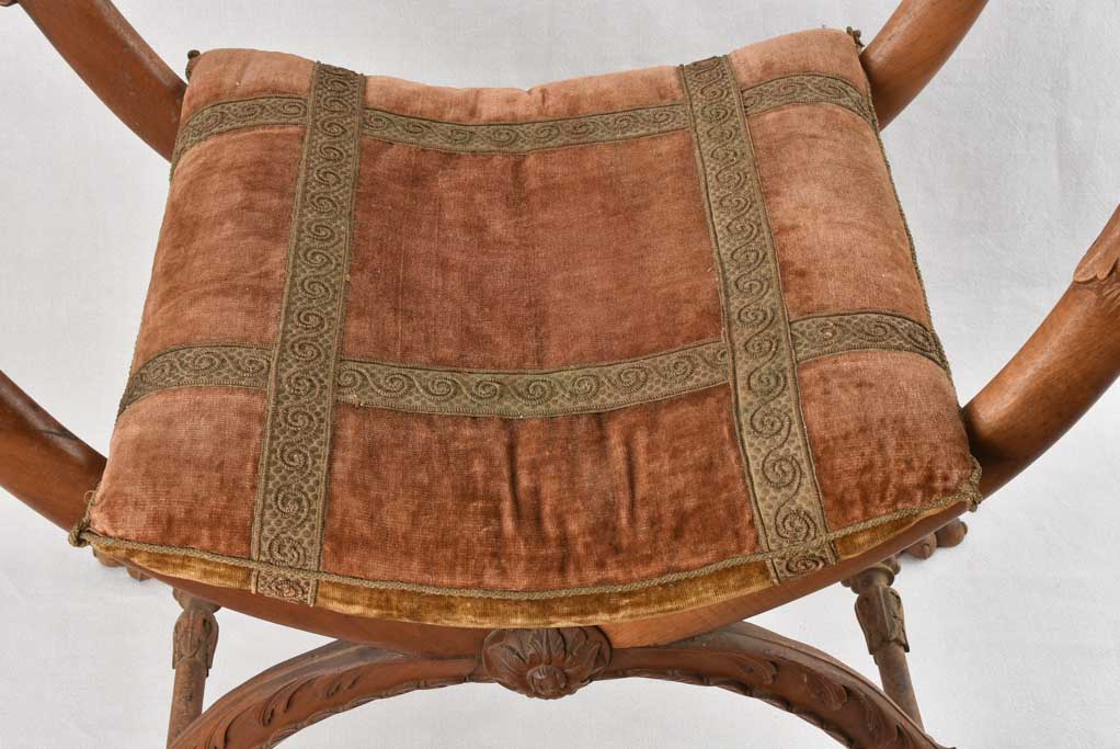 Unique Lion-Detailed Beechwood Henri II Stool