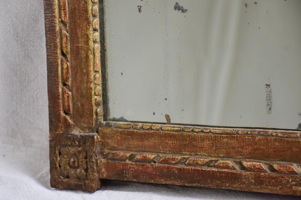 Small 18th-century gilt wood mirror 15" x 20½"