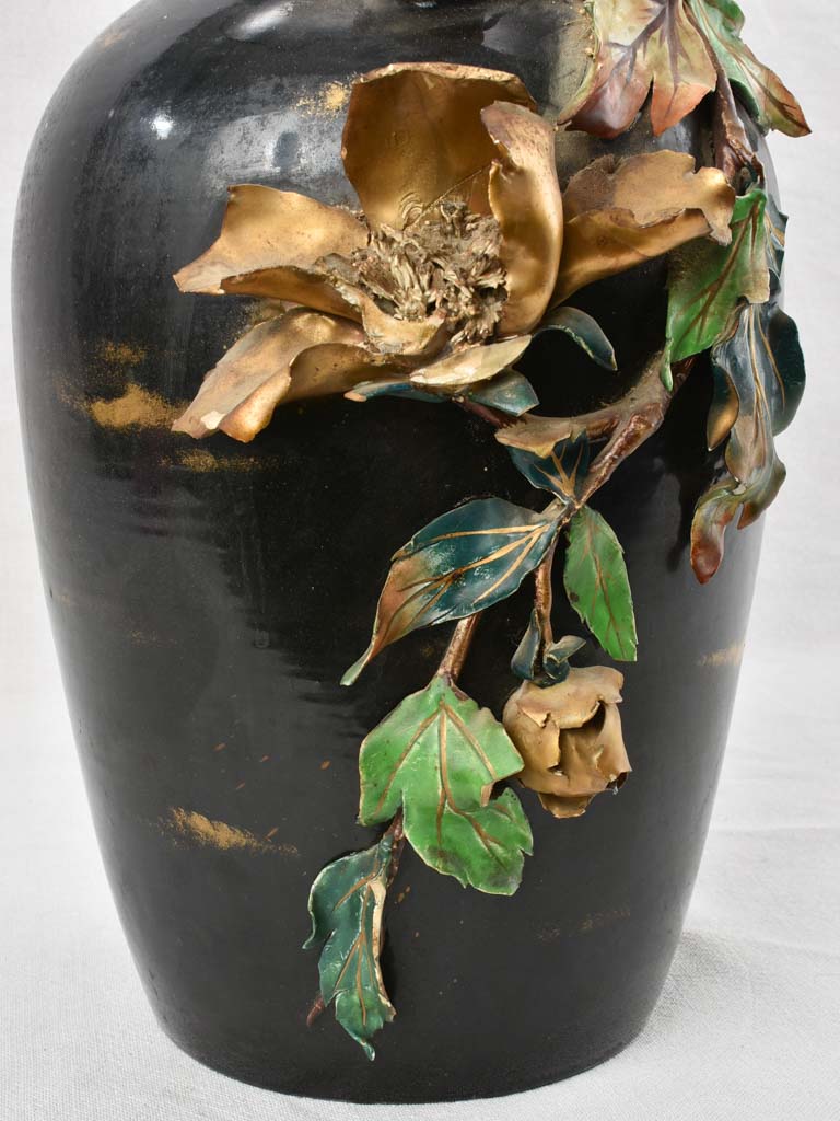 Impressive Floral Asiatic Antique Vase