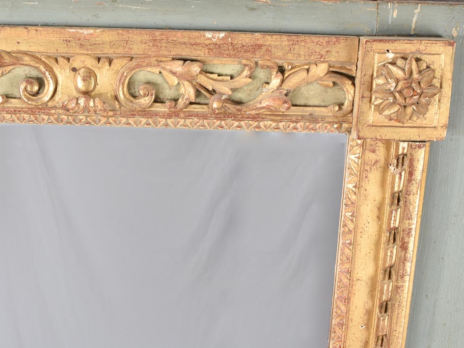 18th century Louis XVI trumeau boiserie mirror 30¾" x 48¾"