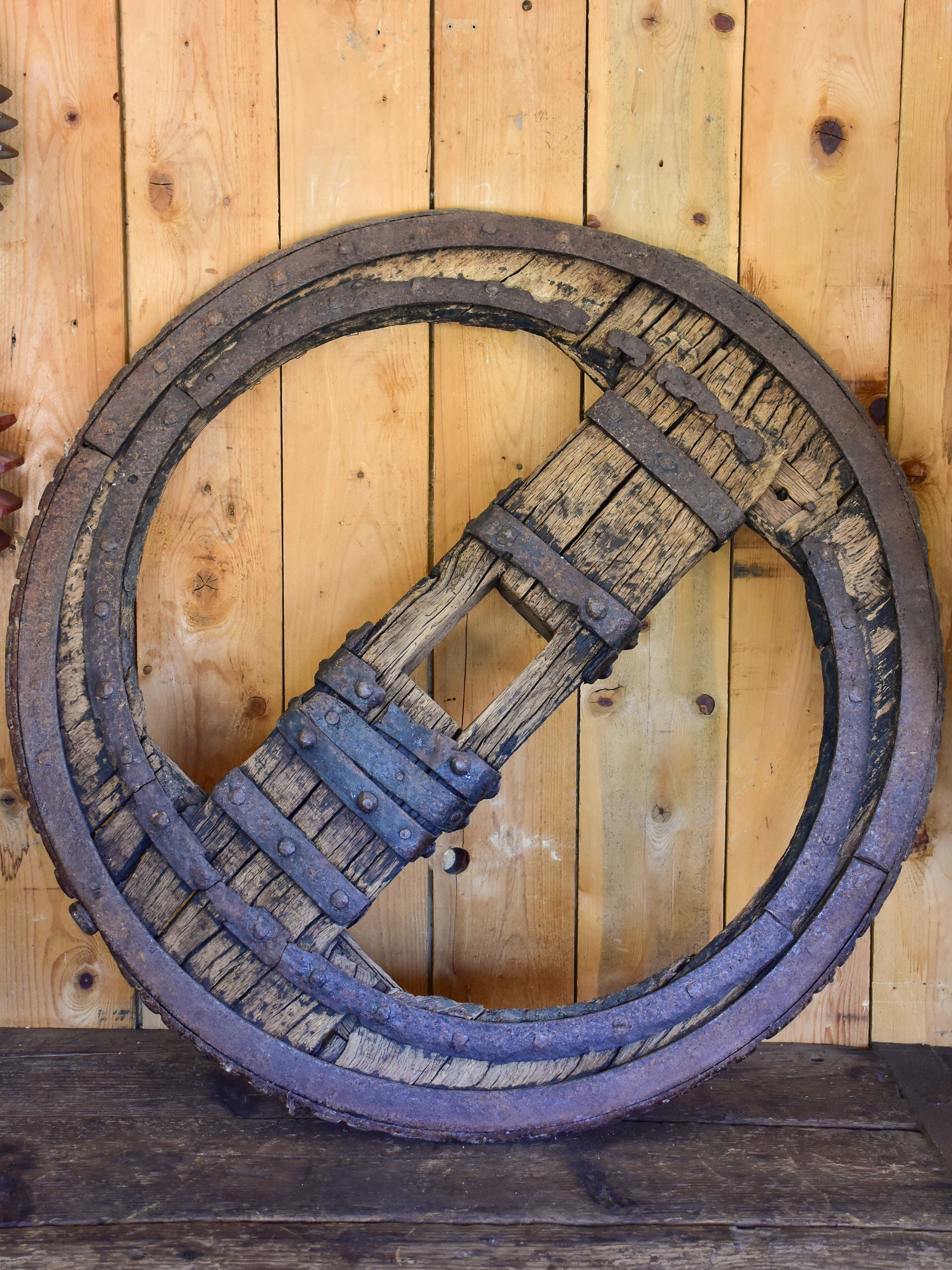 Wagon wheel from the 18th century