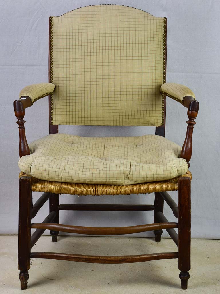 Early 19th Century French armchair from Provence with straw seat and mulberry frame