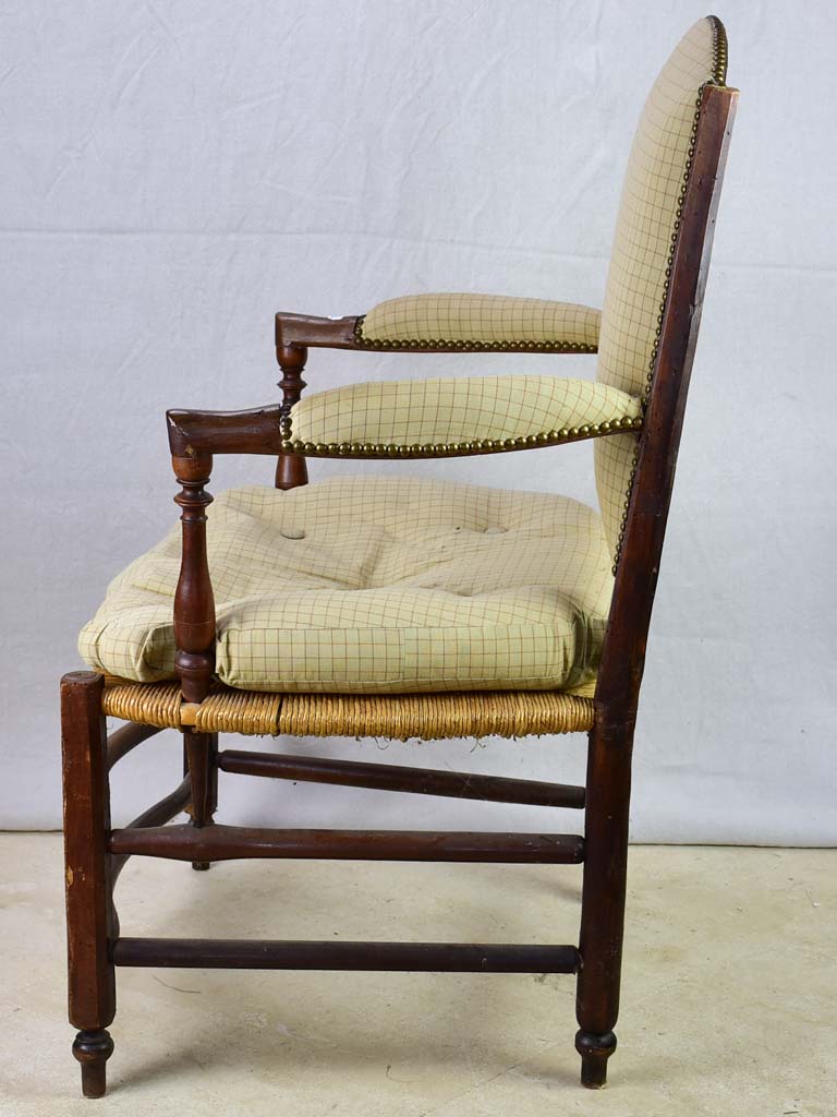 Early 19th Century French armchair from Provence with straw seat and mulberry frame