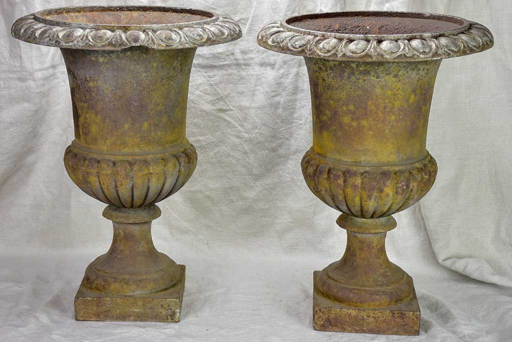 Pair of 19th-century French Medici urns 20"