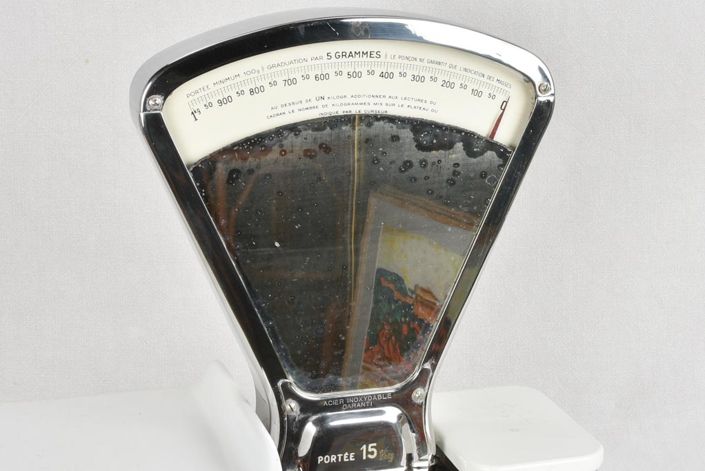 Vintage shop weigh scales 15kg - Millier Lyon 23¼"