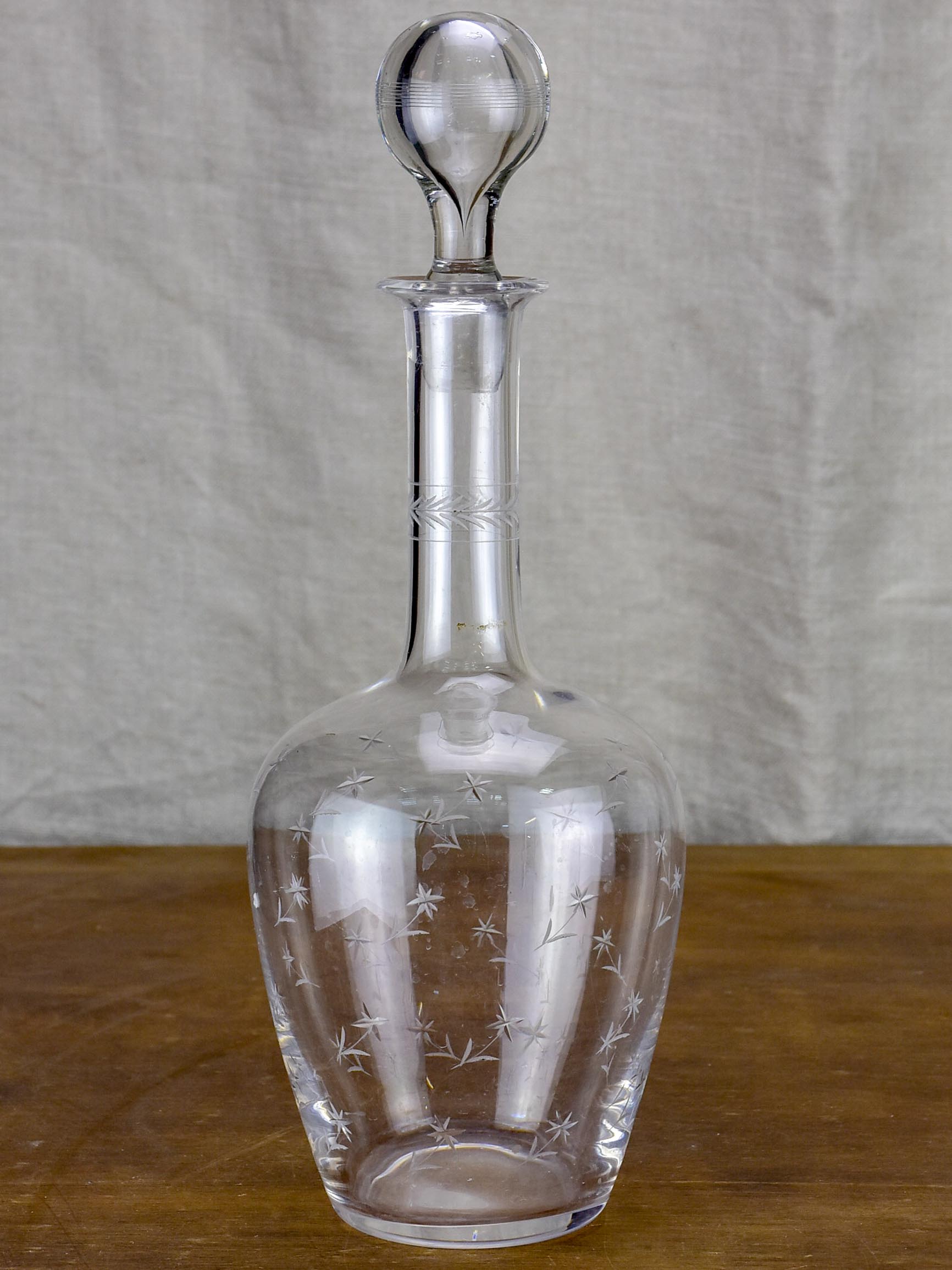 Antique French wine decanter with lid