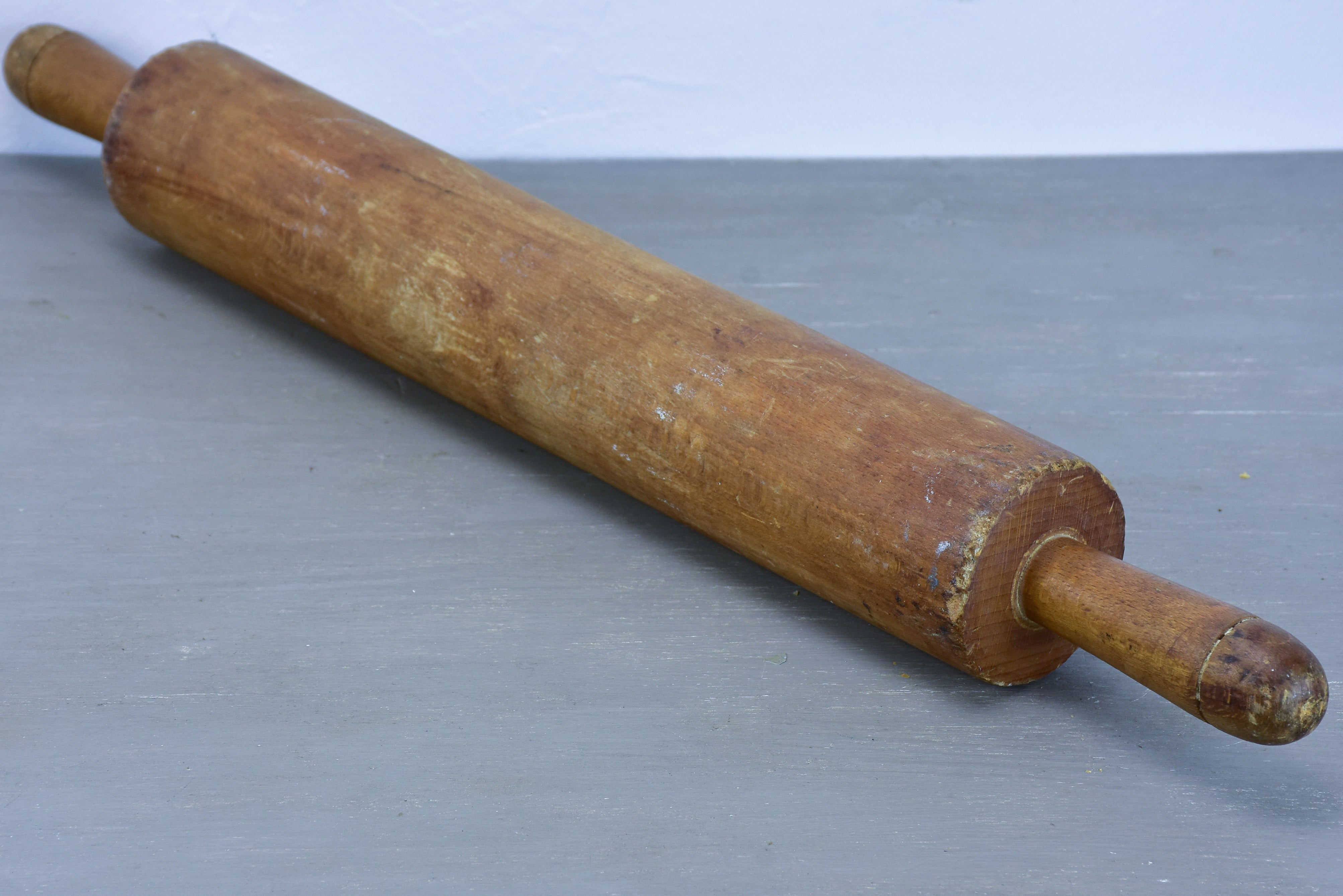 Large French rolling pin - vintage folk art