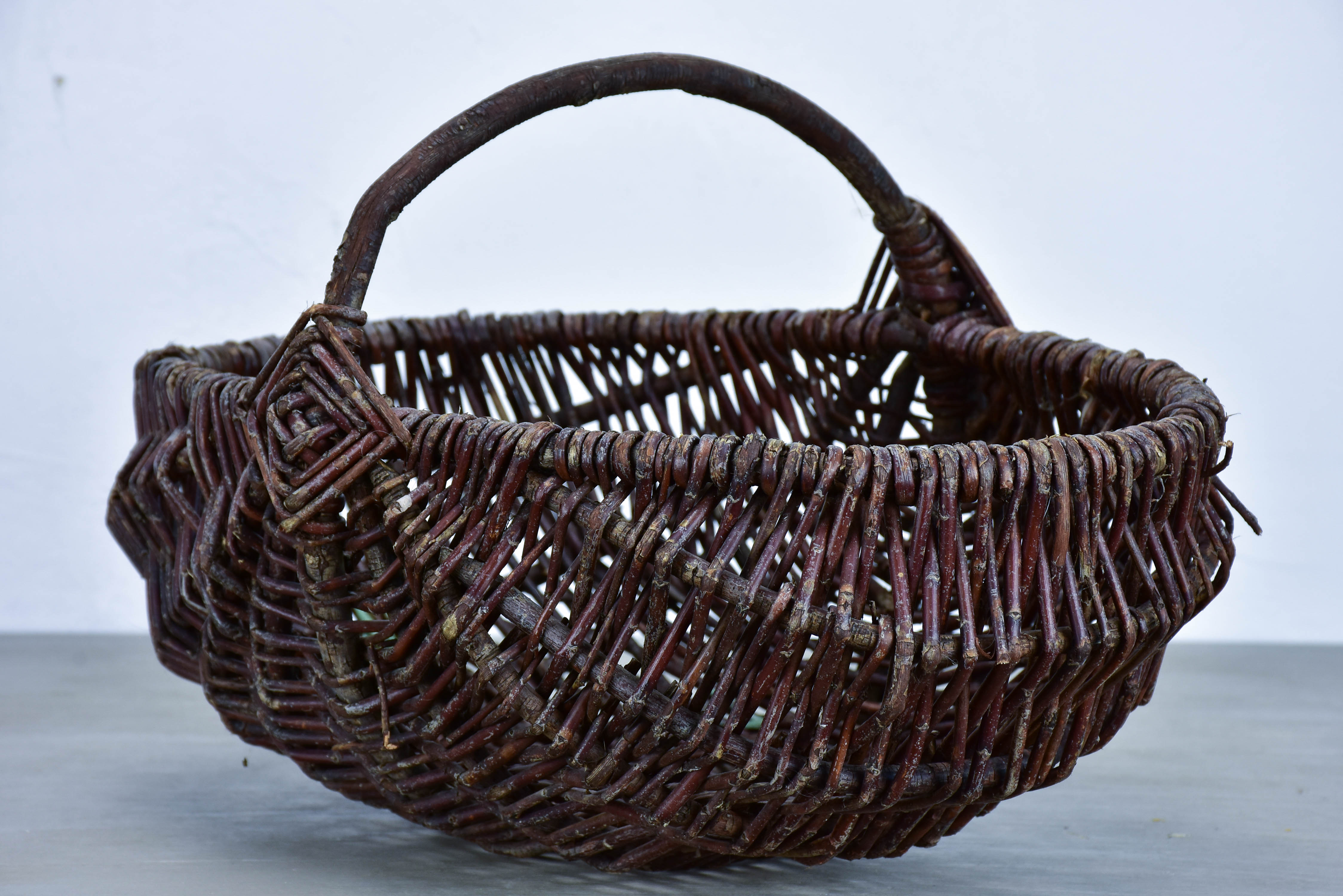 Vintage French basket with handle