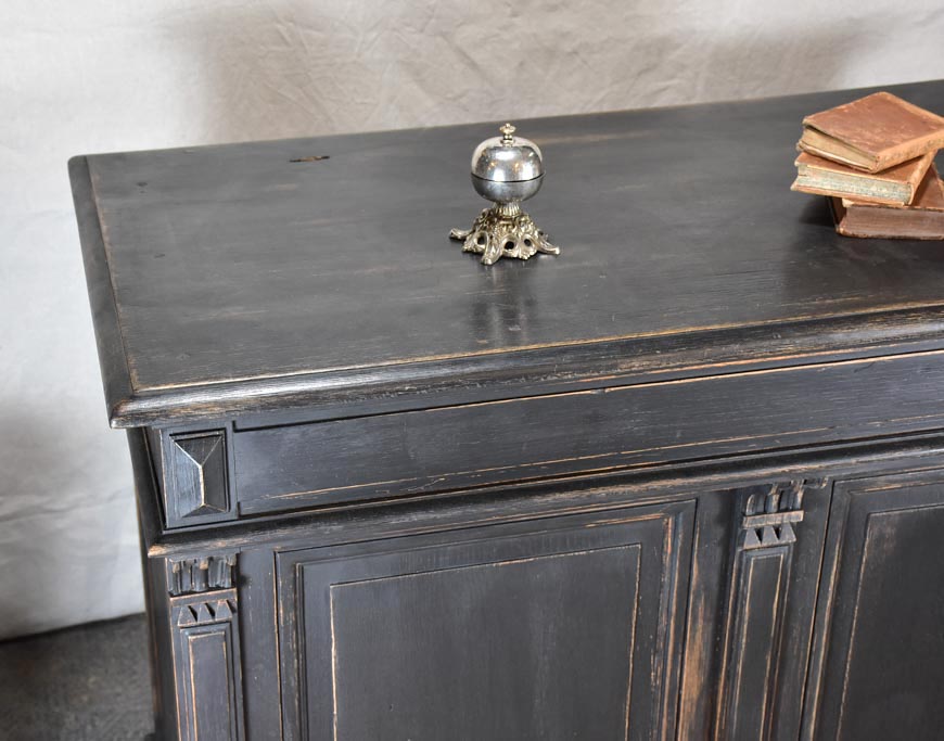 Antique French shop counter with black patina - 1900's 48½"