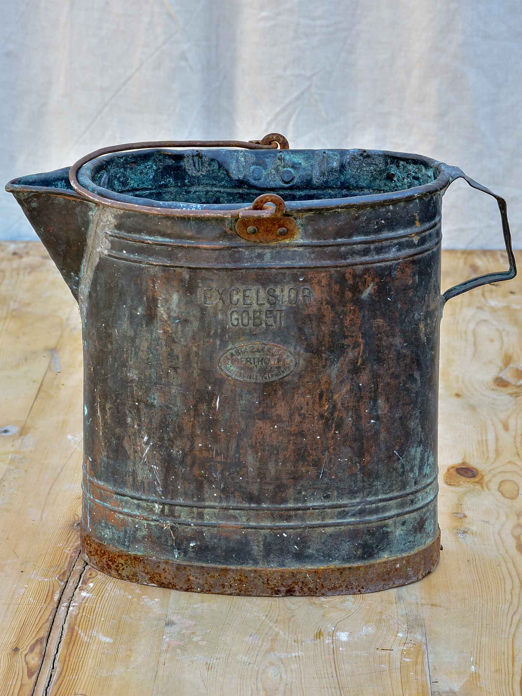 Antique French copper pouring can