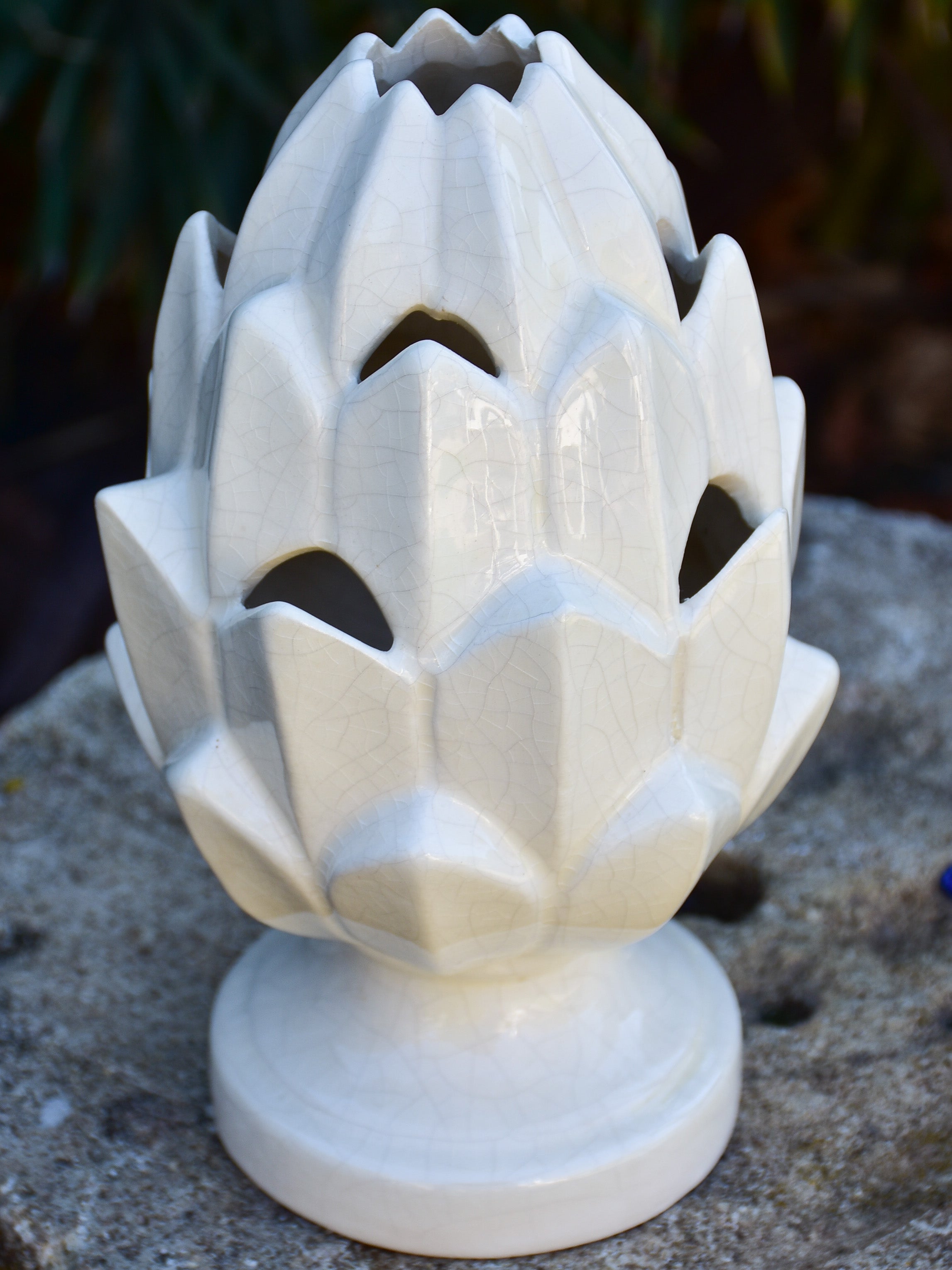 Vintage ironstone vase - abstract artichoke