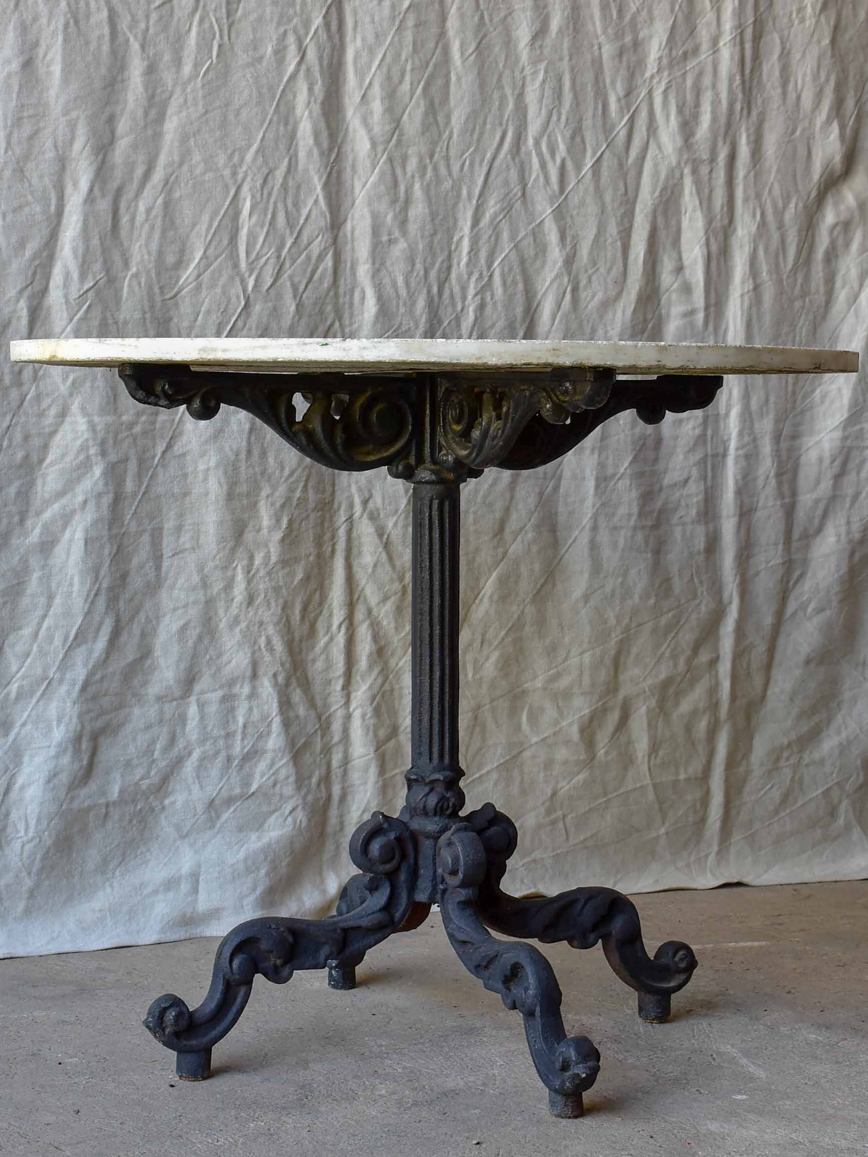 Round French garden table - black base, marble top