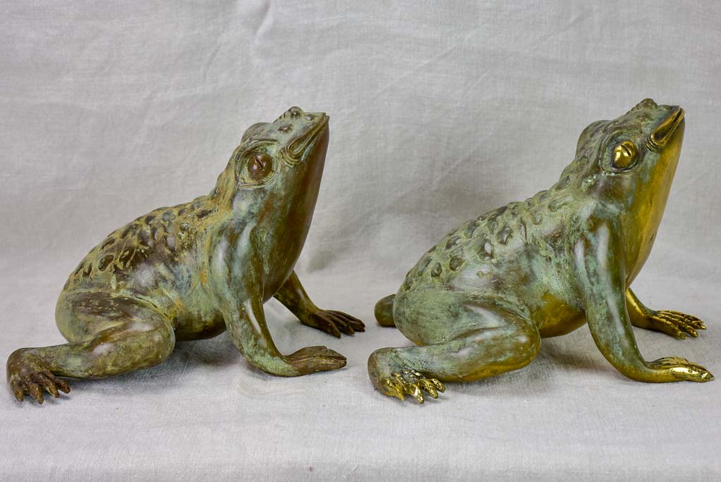 Pair of metal garden frog sculptures