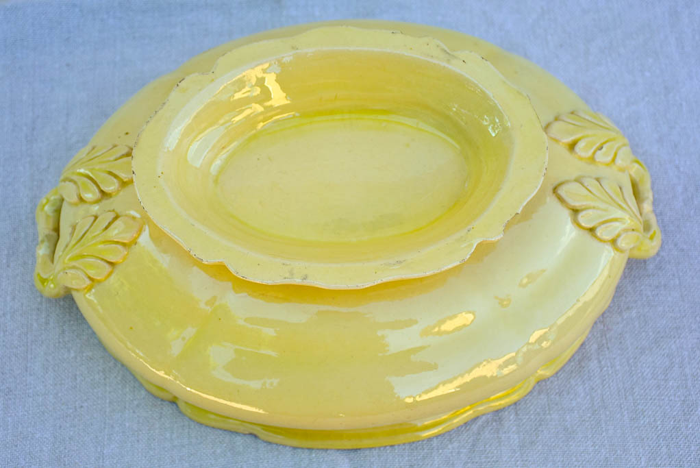 19th Century yelloware soup tureen from Apt