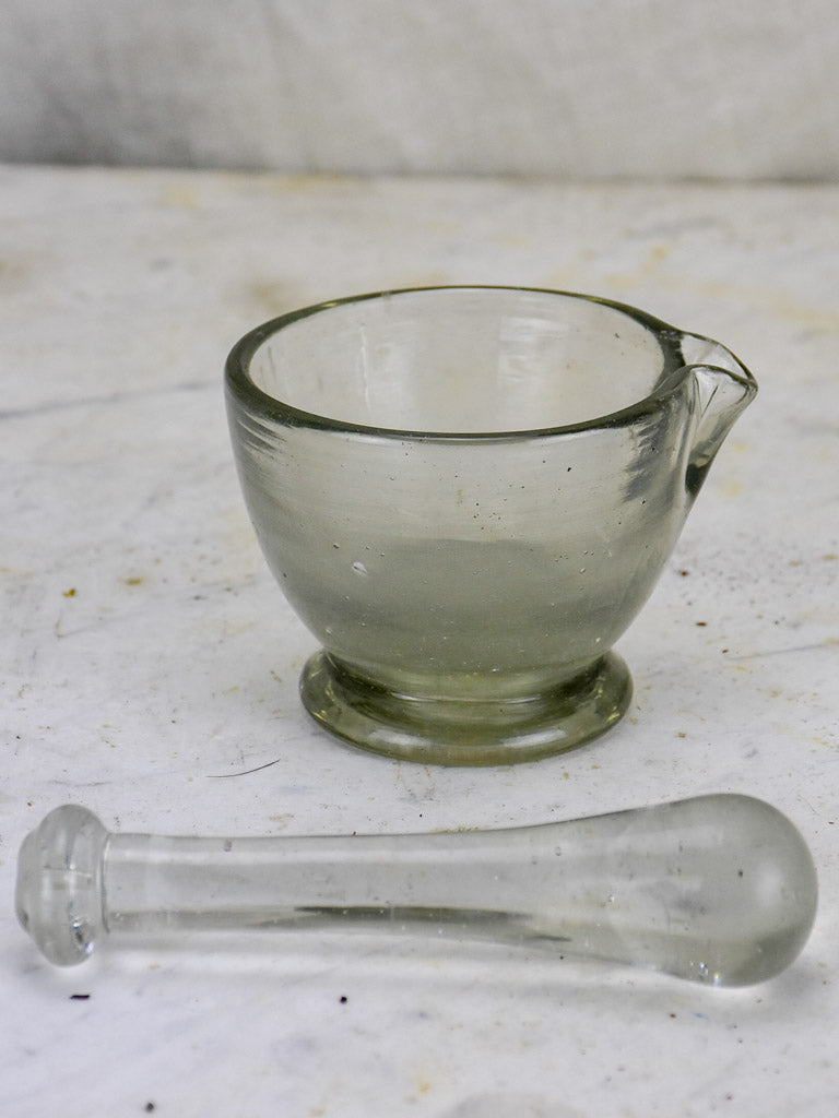 Classical Transparent Glass Mortar and Pestle