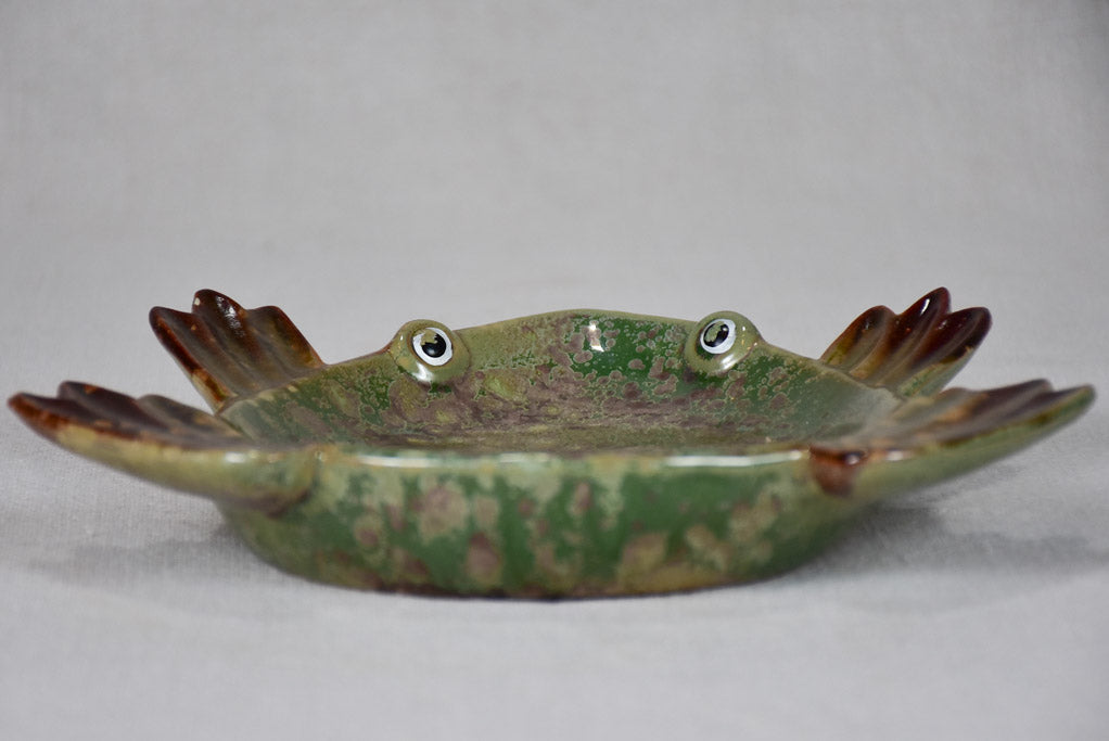 Ceramic frog-shaped ashtray/vide-poche 8¾"