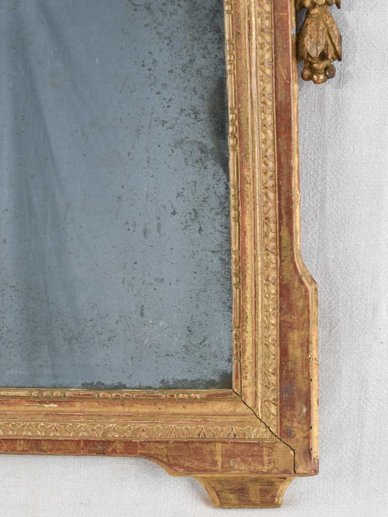 18th century gilt wood mirror with dove pediment 28¼" x 19¼"