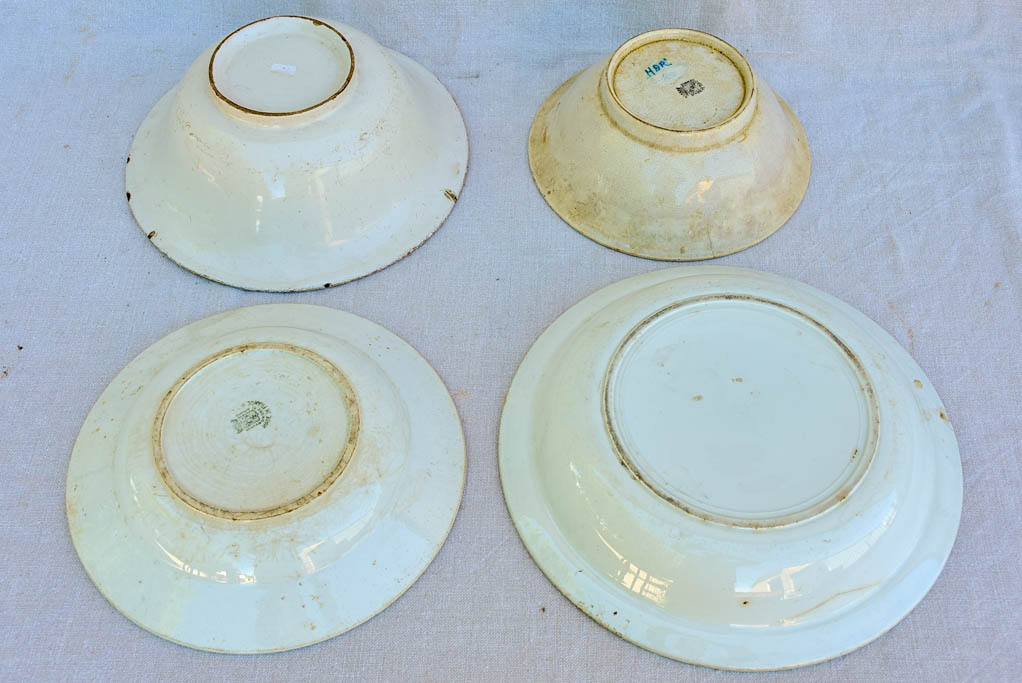 Collection of 9 stoneware bowls - 19th Century