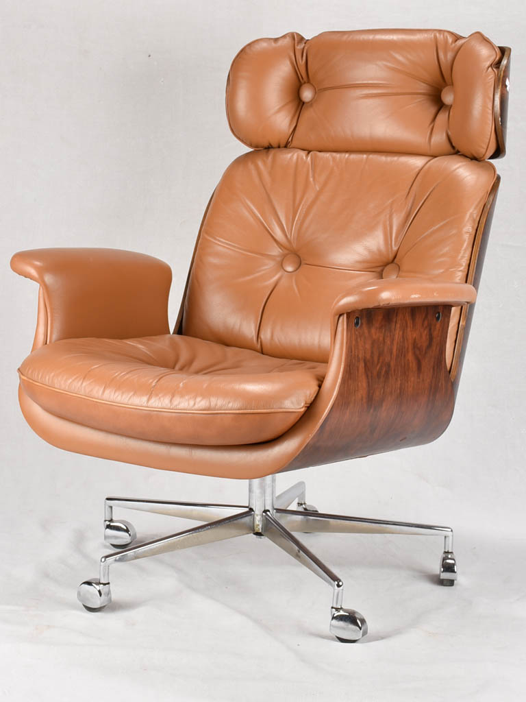 Classic 1960s brown leather armchair and footrest - George Mulhauser for Plycraft USA